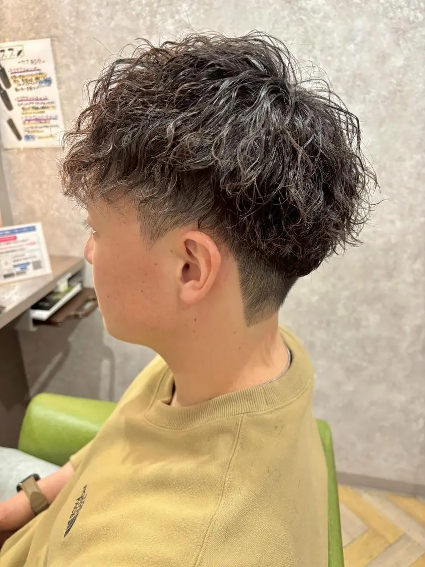 メンズ パーマ カット パーマ 西中島エリアNo.1 髪質改善ラビマーニのヘアスタイル