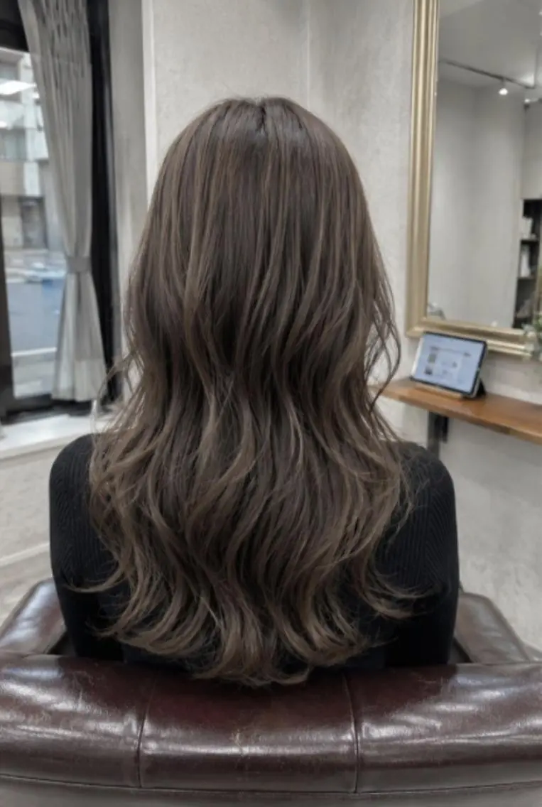 カラー Lino 深井駅前店のヘアスタイル