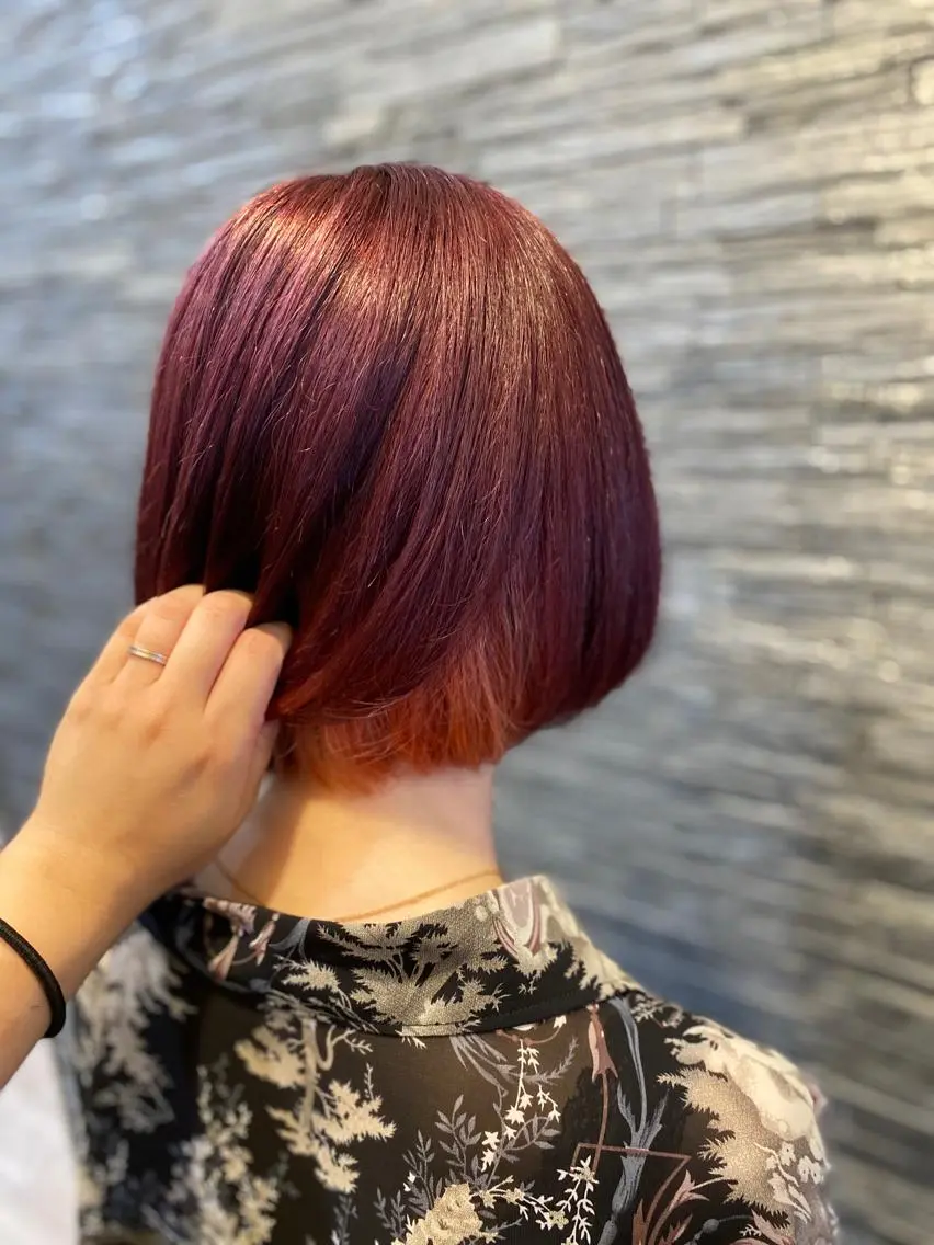 カラー 加藤 実穂のヘアスタイル