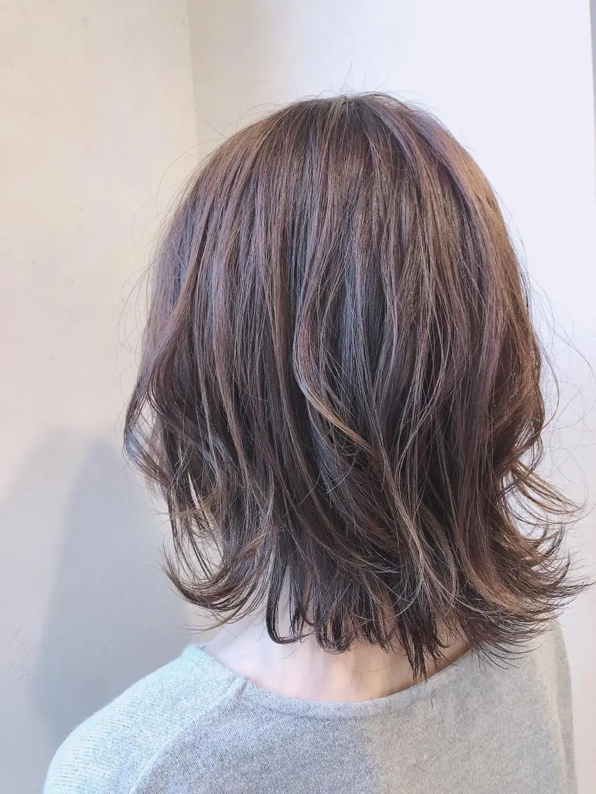 ミディアム カラー グレージュ TOWA 野村　コウダイのヘアスタイル
