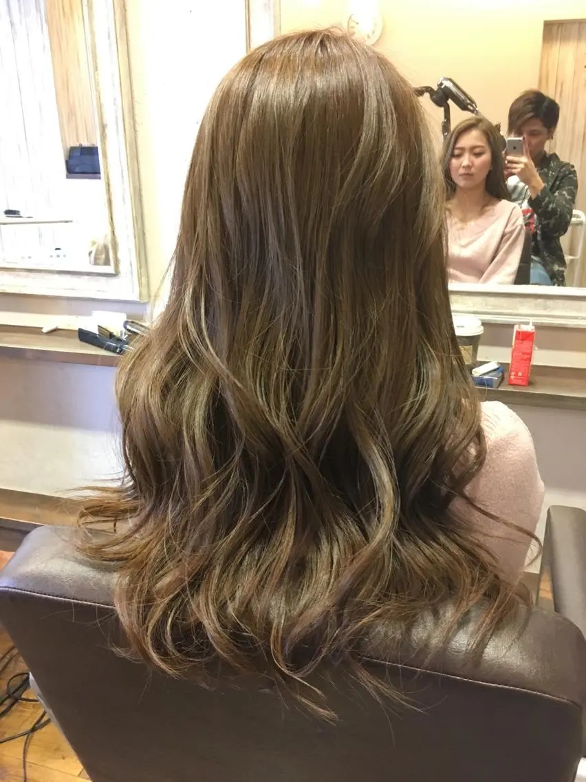 ロング ハイトーン得意😍 Lumiereのヘアスタイル