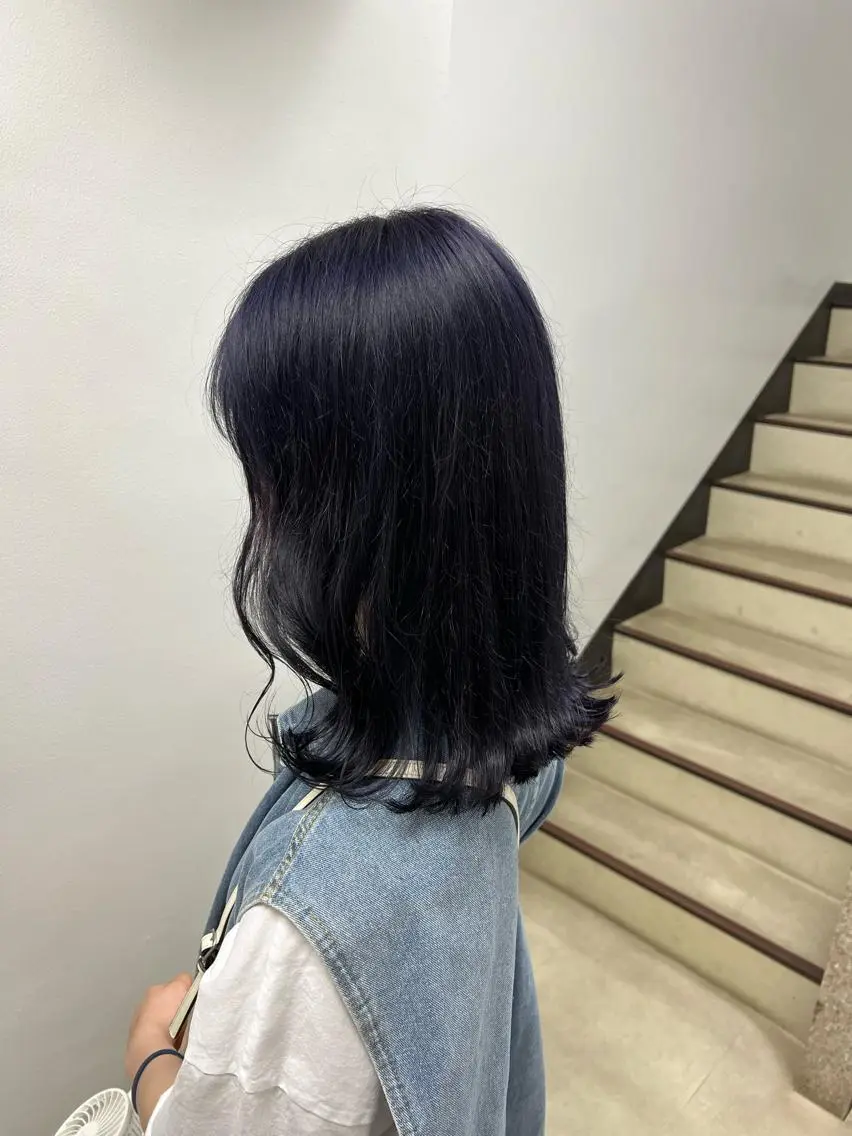 セミロング カラー 韓流トレンドヘア 🎀RINAKO🎀のヘアスタイル