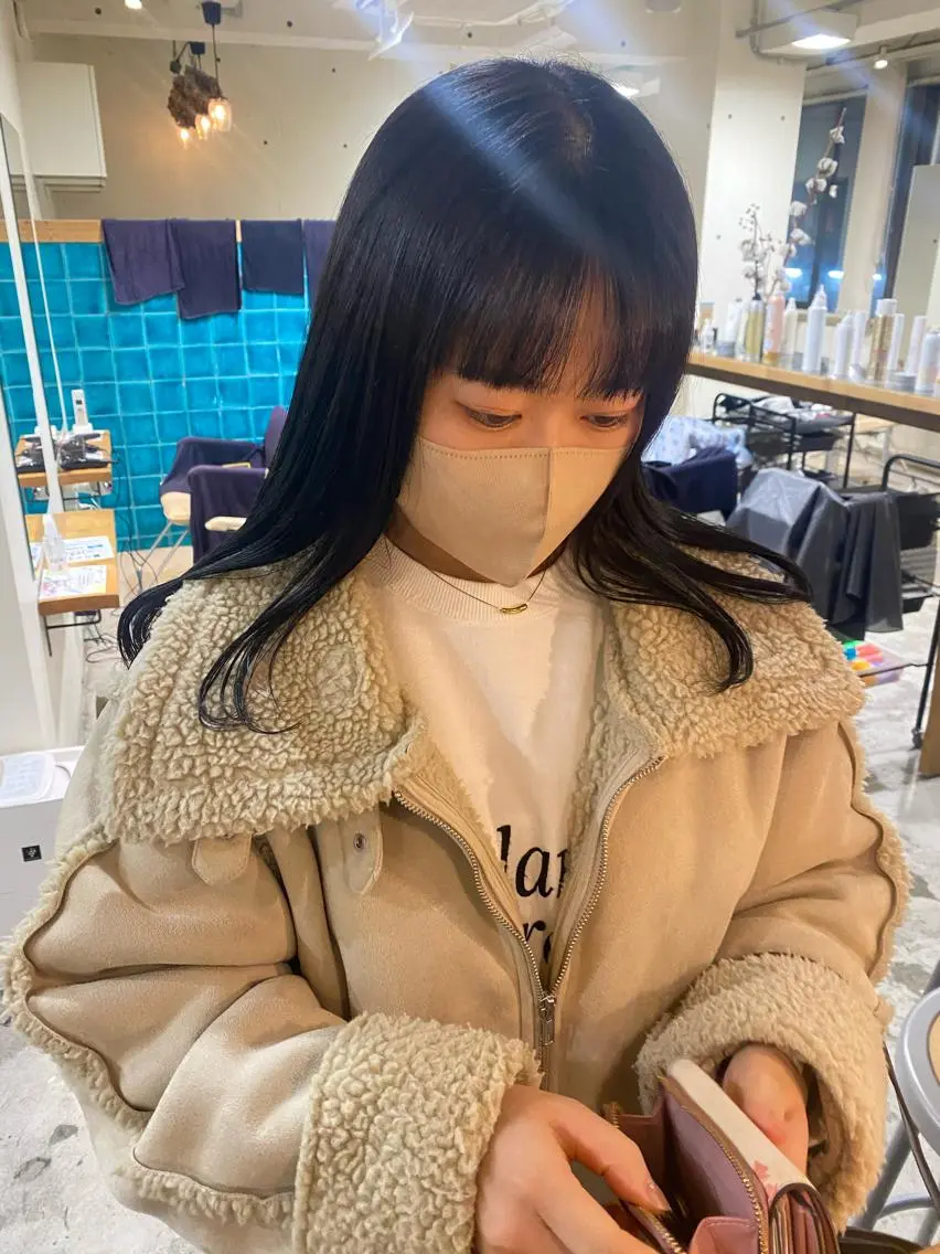 セミロング カラー 竹内 柚子のヘアスタイル
