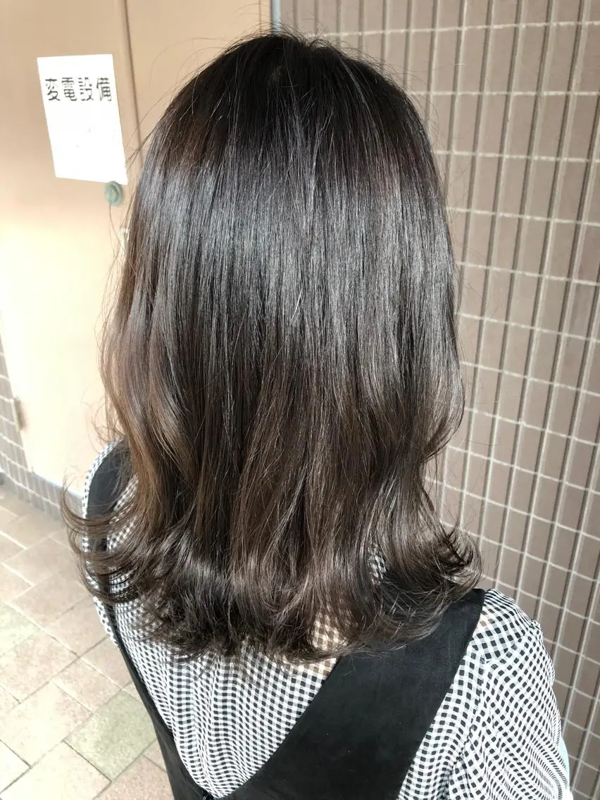 カラー アッシュ アッシュブラウン ブラウンカラー 後藤 陽花子のヘアスタイル