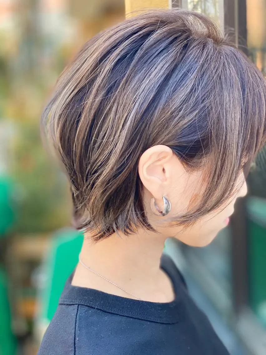 ショート カラー カット 加藤 琢也のヘアスタイル