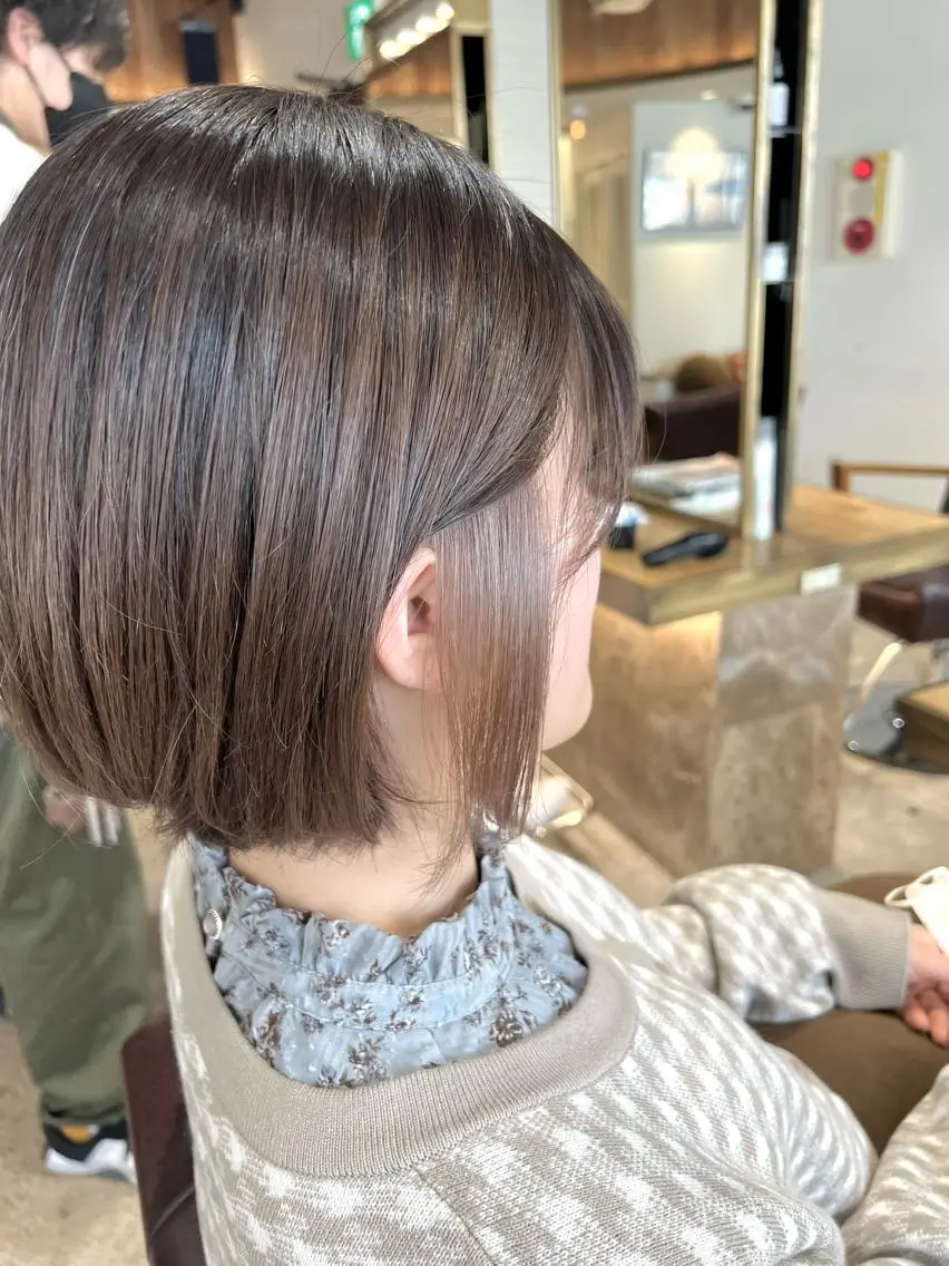 ショート ヘアカラー ニイムラ ミキのヘアスタイル