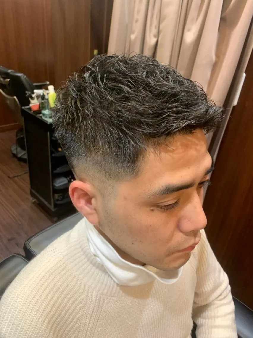 ショート パーマ 滝沢 得弘のヘアスタイル