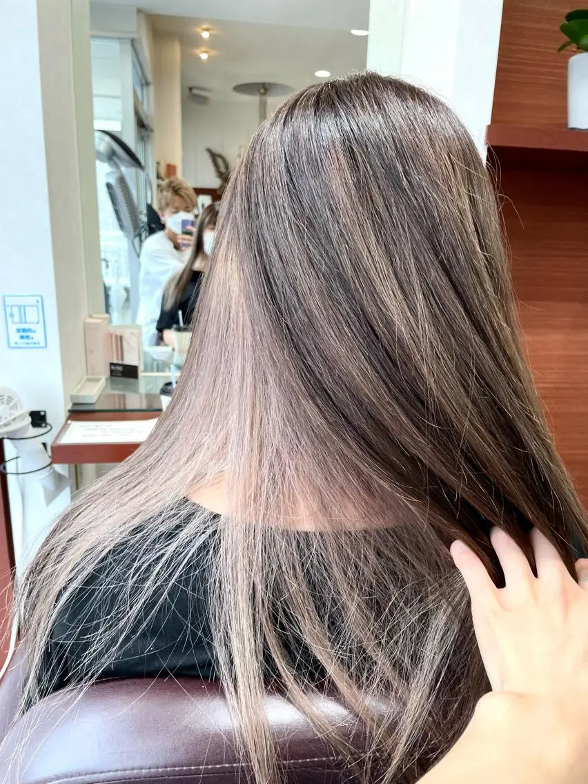 ロング カラー ベージュカラー 💎韓国カラー Giness坂下巧のヘアスタイル
