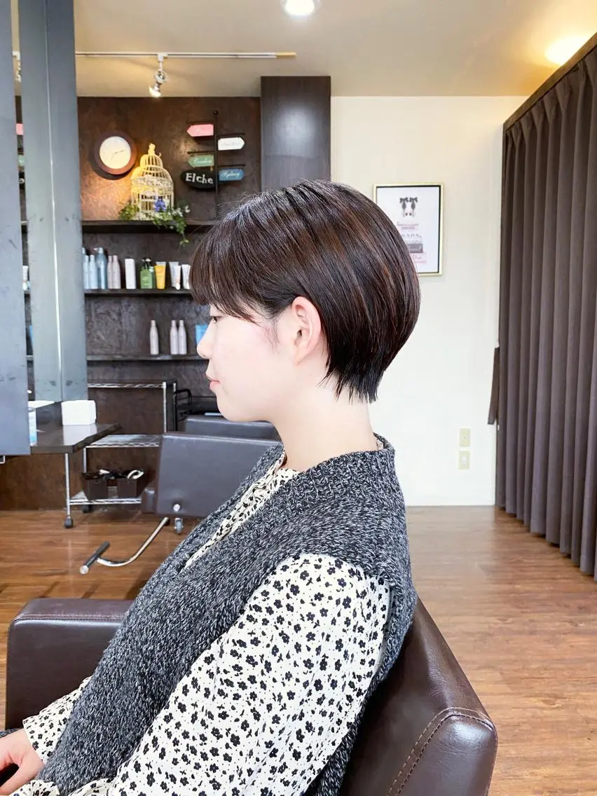 ショート ショートヘア カット 三瓶 智広のヘアスタイル