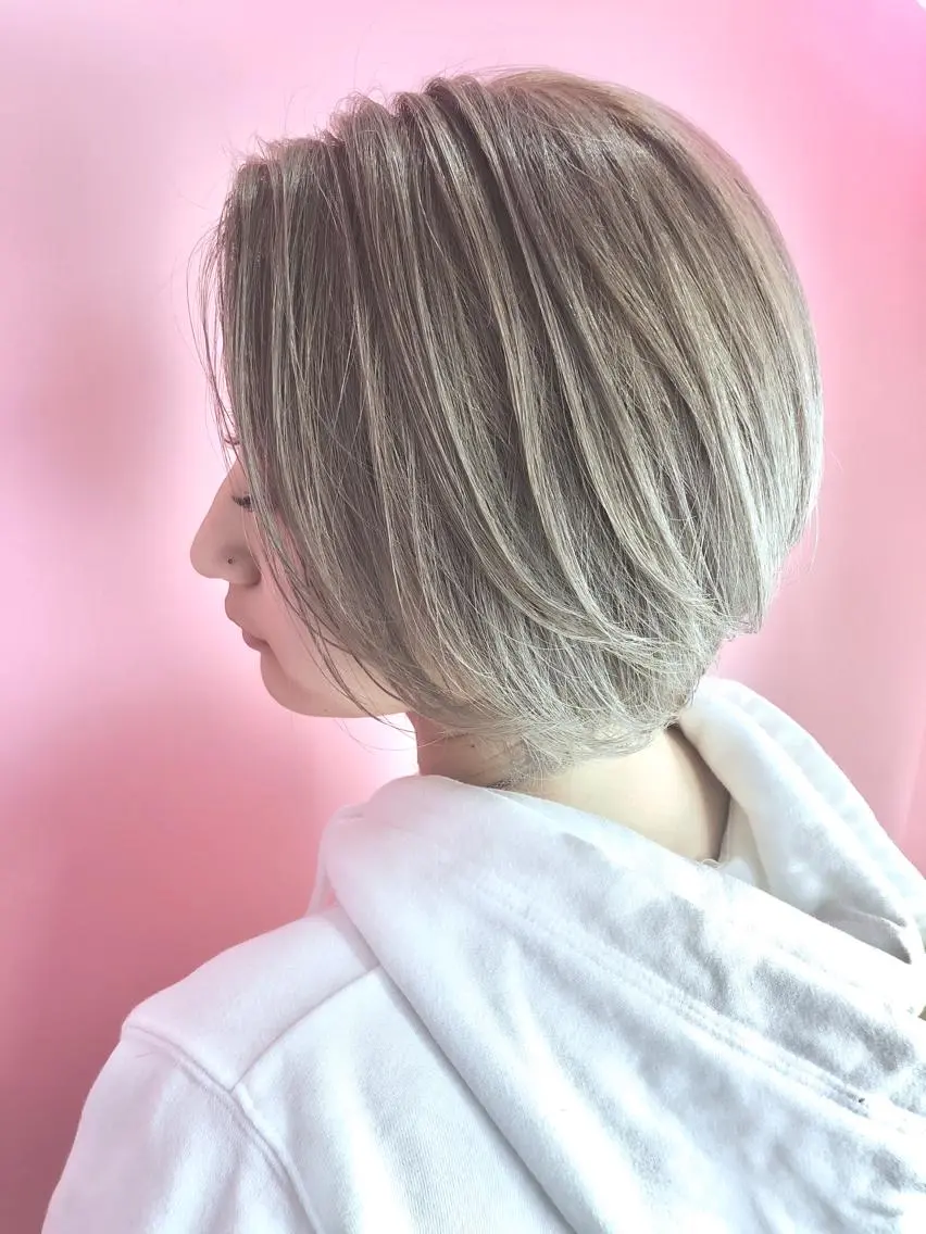 ショート カラー ベージュカラー ホワイトベージュ カット ヘアカラー トリートメント _WHITE高槻店 yusukeのヘアスタイル