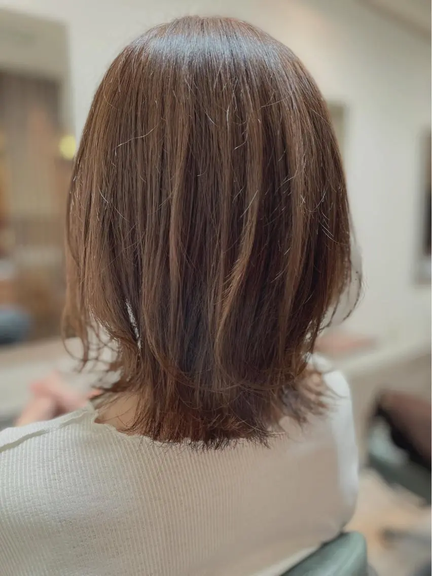 カラー 昼田 羅々のヘアスタイル