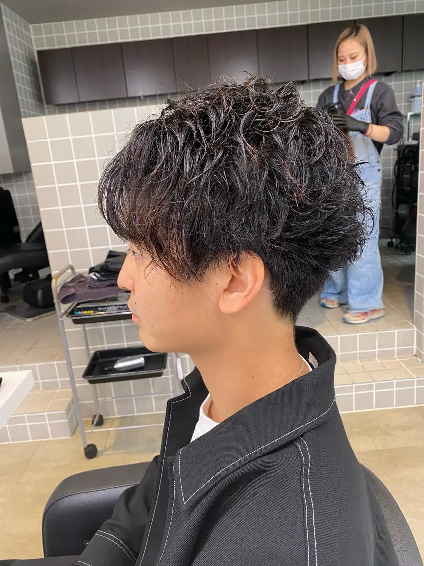 セミロング カラー パーマ ヘアアレンジ メンズ メンズ特化 水口湧太のヘアスタイル