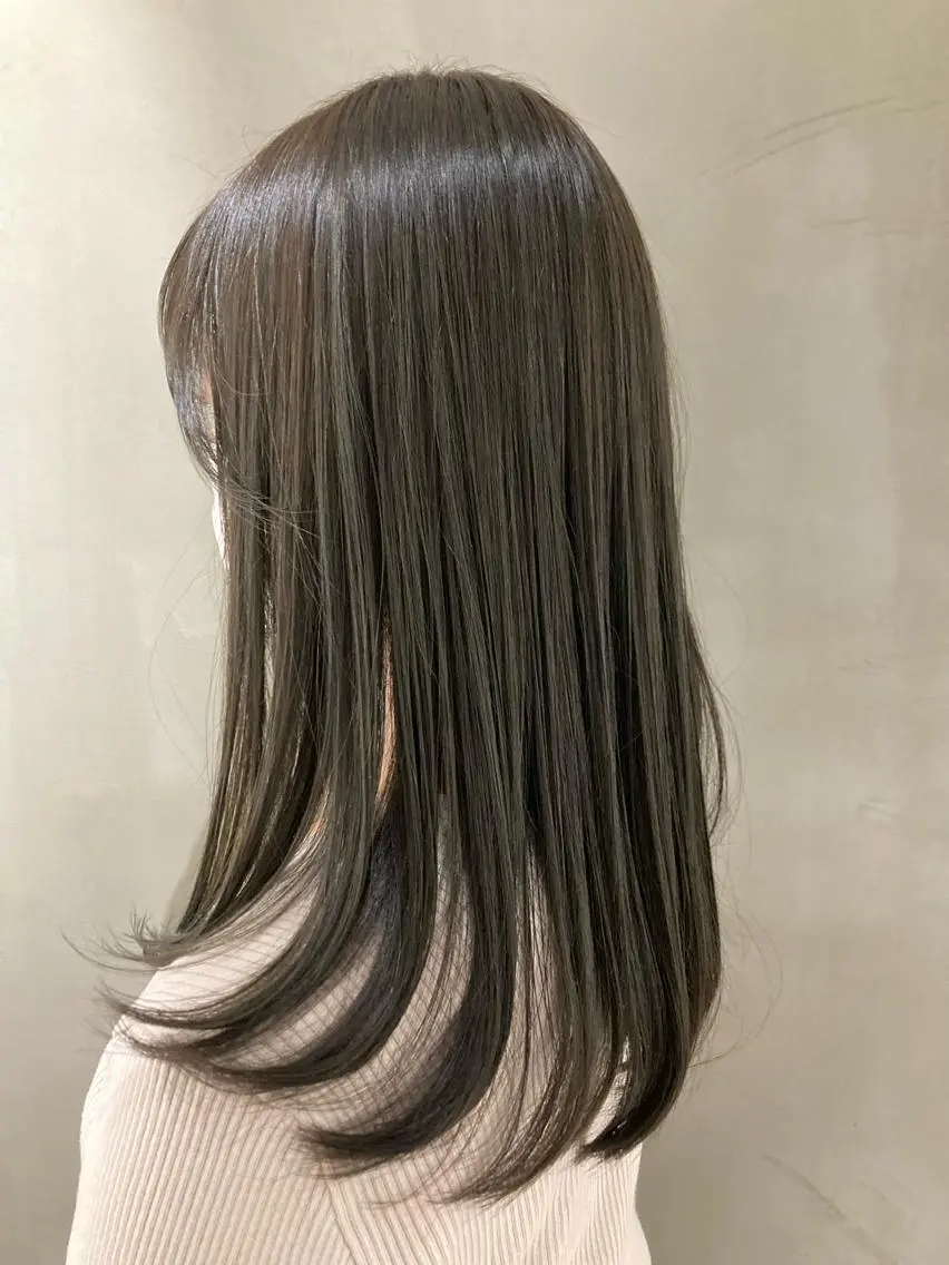 セミロング ヘアカラー トリートメント Larry🌼中下 美香のヘアスタイル