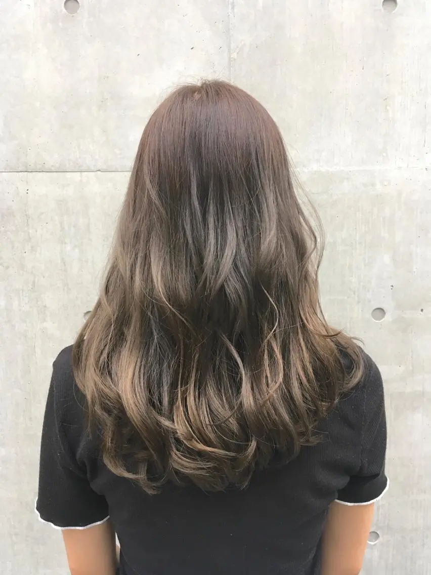 ロング カラー ベージュカラー ヘアカラー トリートメント ヘアセット yoshi ☆のヘアスタイル