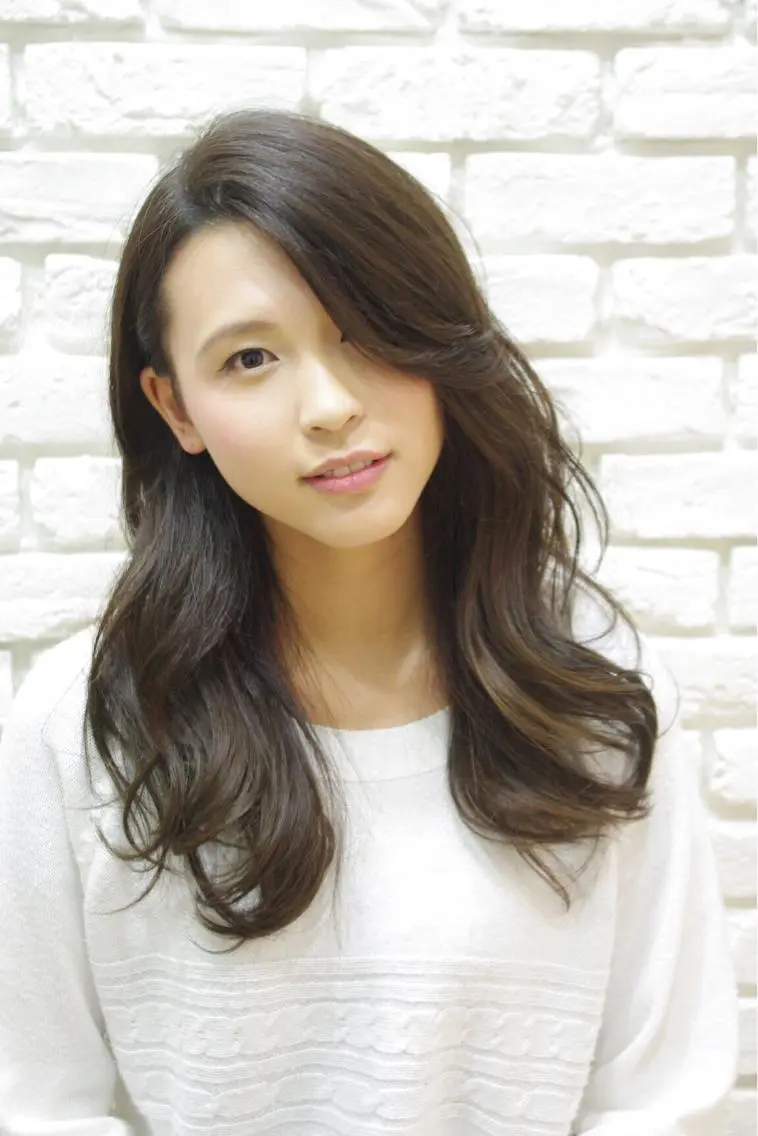 セミロング ロング カラー 松田 光雄のヘアスタイル