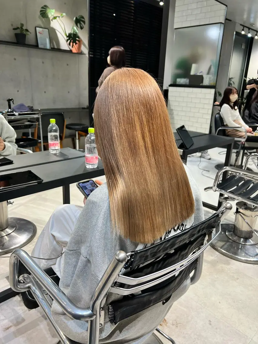 ロング カラー カット ヘアカラー トリートメント 赤みゼロ/透明感 カラー🌿KANTAのヘアスタイル