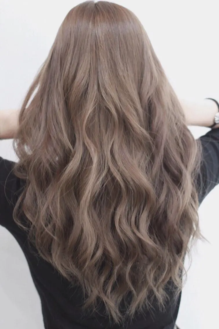ロング カラー パーマ ヘアアレンジ 大阪レミーエクステ チビ編み込みのヘアスタイル