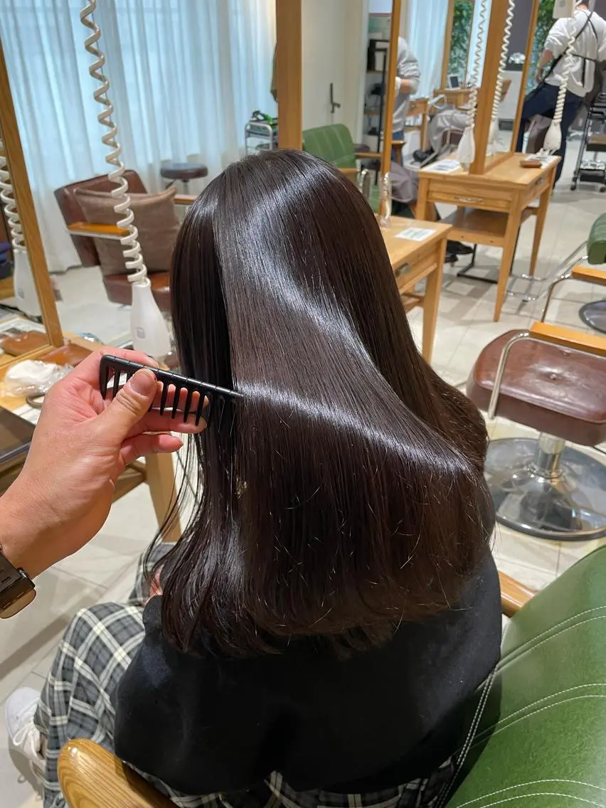セミロング カラー アクアカラー ブリーチ ケアカラー 髪質改善 韓国風ヘア カット ヘアカラー トリートメント ヘッドスパ 過去一の柔髪ヘア 🌿einshairのヘアスタイル