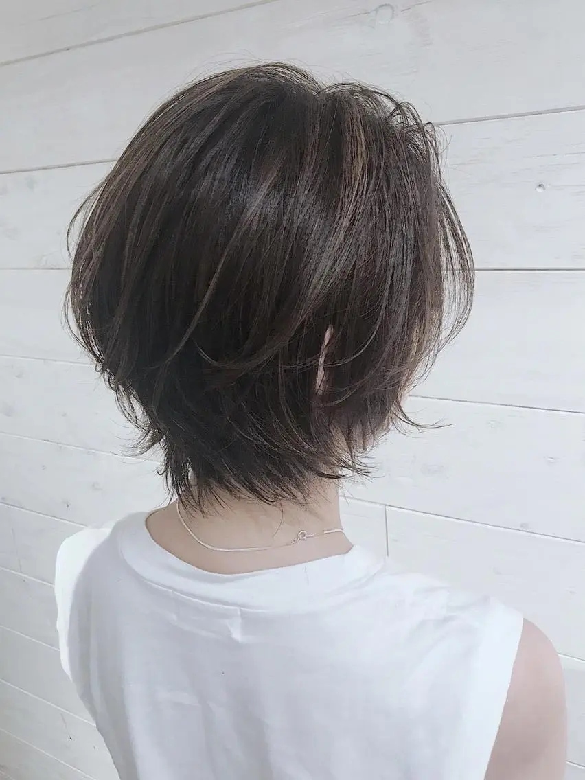 ショート カラー アディクシーカラー ブリーチ ケアブリーチ ダブルカラー ハイライトカラー MOU namba ムウナンバのヘアスタイル