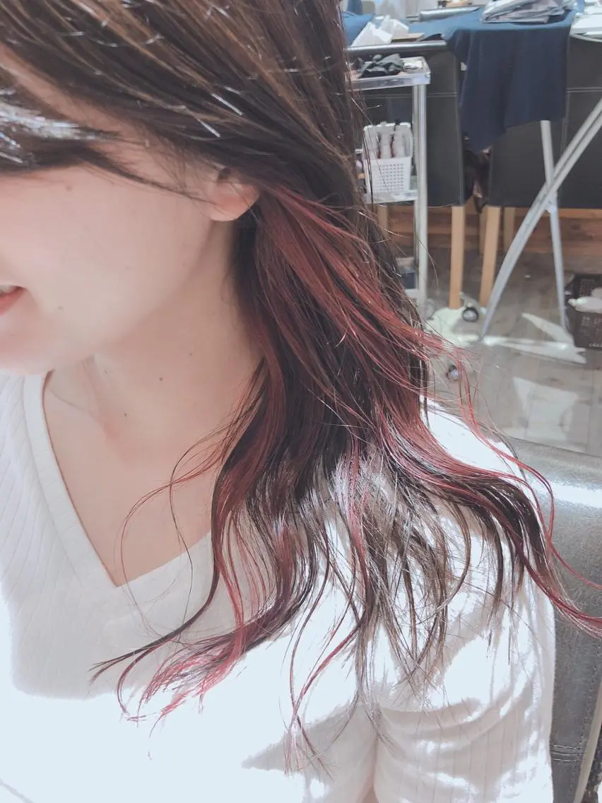 ミディアム REVE 美容室のヘアスタイル