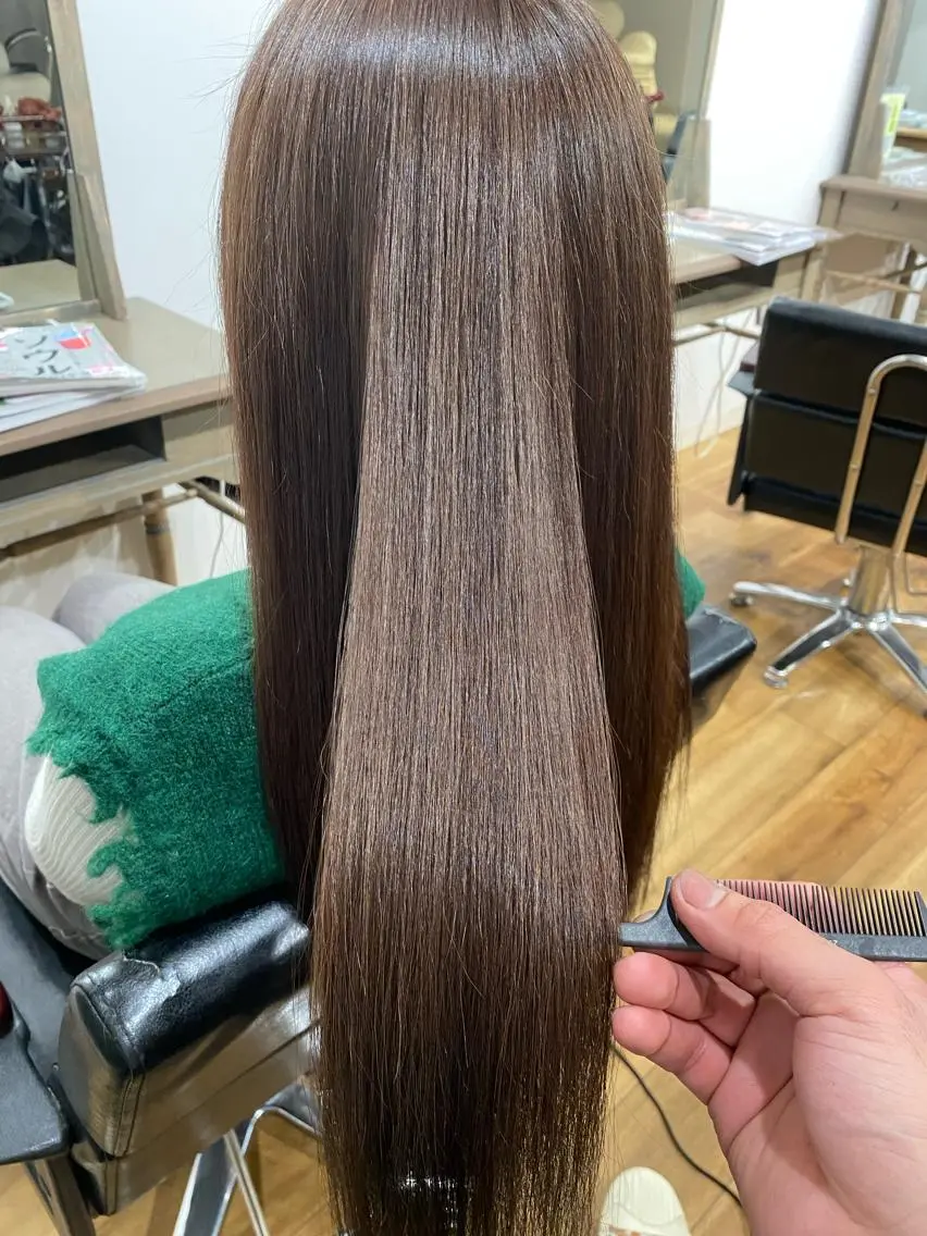 ロング ヘアアレンジ ネイル くびれヘア 外国人風カラー ハイライト 学生 レイヤーカット カット ヘアカラー 縮毛矯正 トリートメント 夜23時まで予約🉑 reverieあきらのヘアスタイル