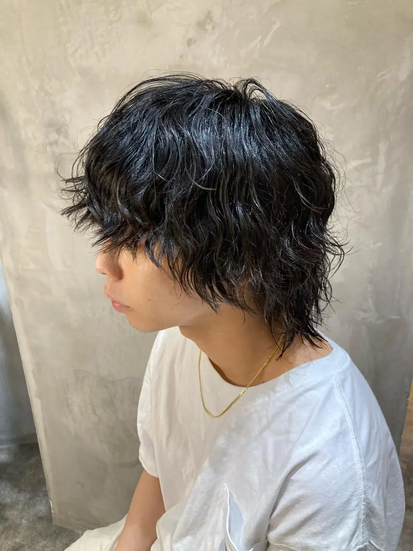 ショート パーマ メンズ メンズパーマ 波巻きスパイラルパー マ/シャドウパーマ駿のヘアスタイル