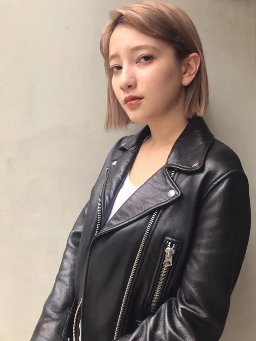ミディアム 透明感カラー🌿ボブ ✨飛田　ケイのヘアスタイル