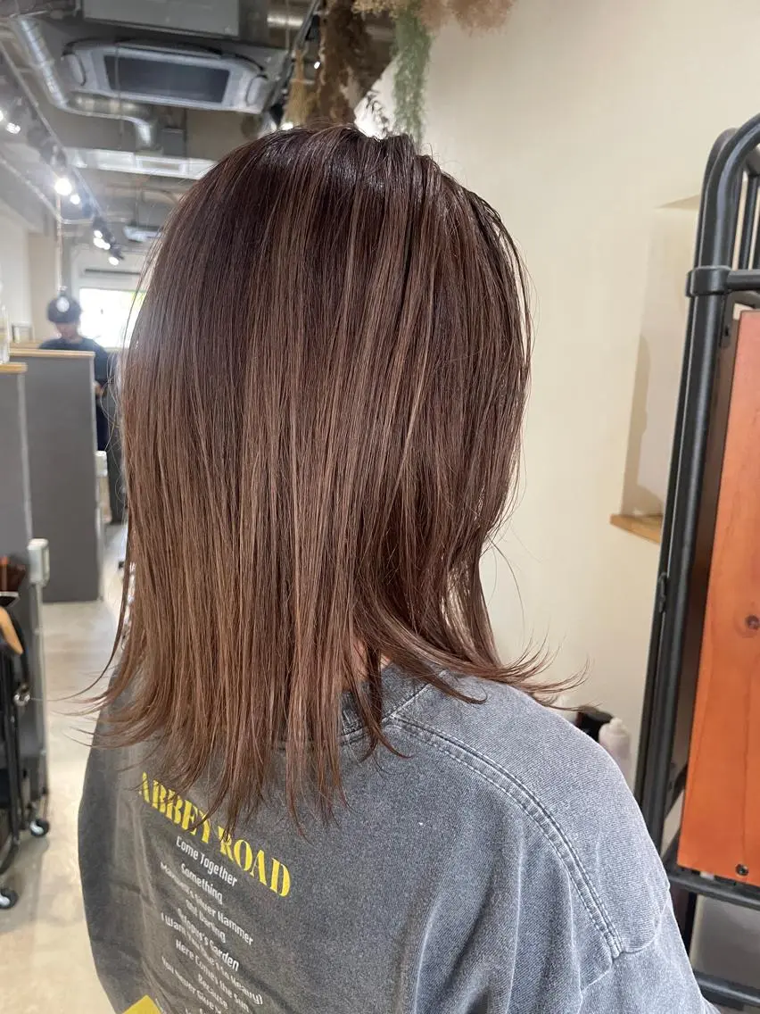 カラー ハイライトカラー タケウチ サトミのヘアスタイル