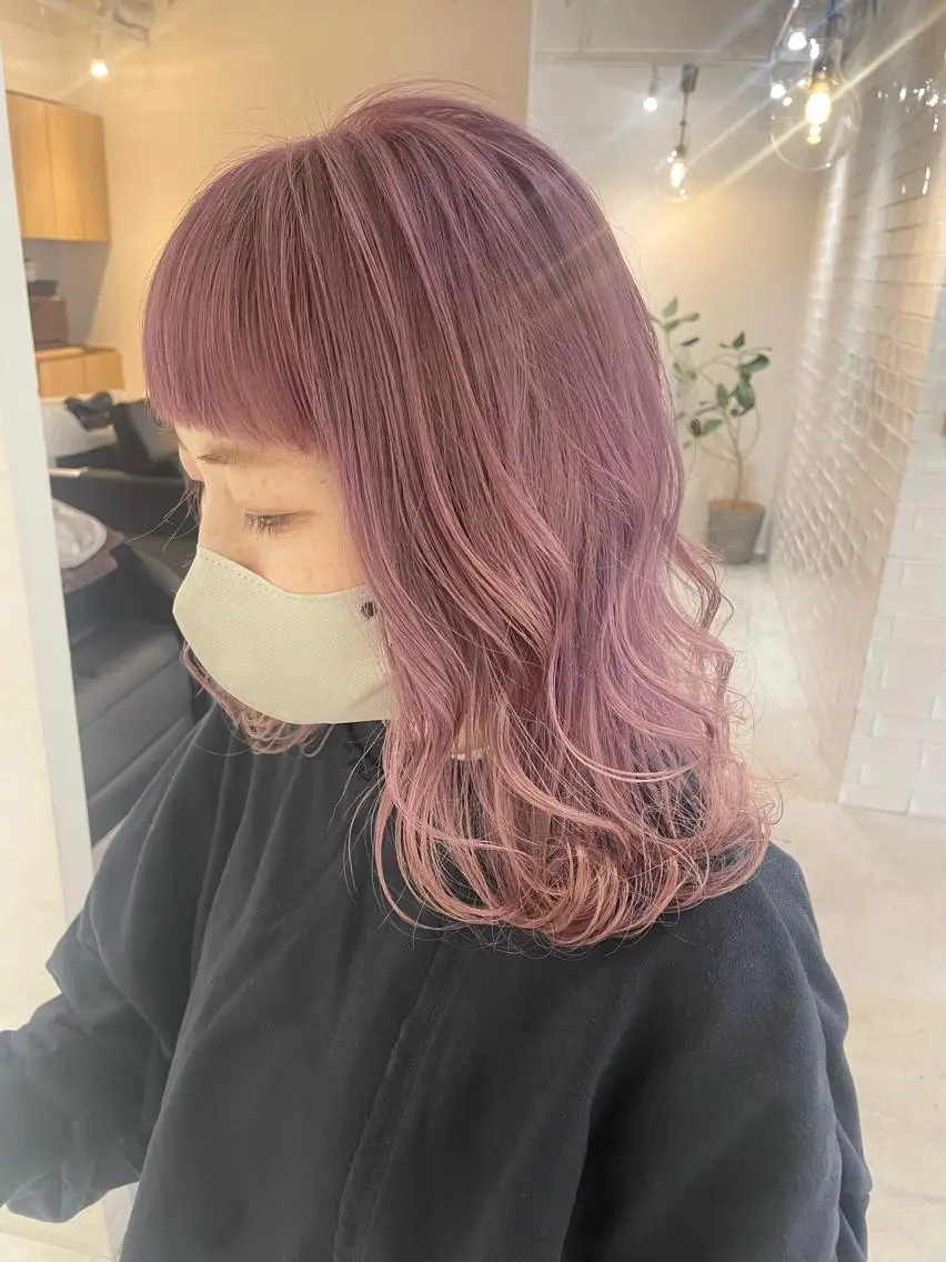ミディアム カラー ピンクカラー ヘアカラー トリートメント 平澤 萌香のヘアスタイル