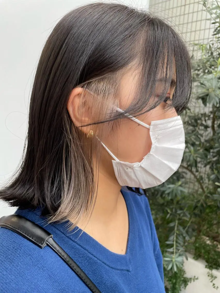 ミディアム カラー ベージュカラー ブリーチ インナーカラー ホワイトベージュ 堀田 将輝のヘアスタイル