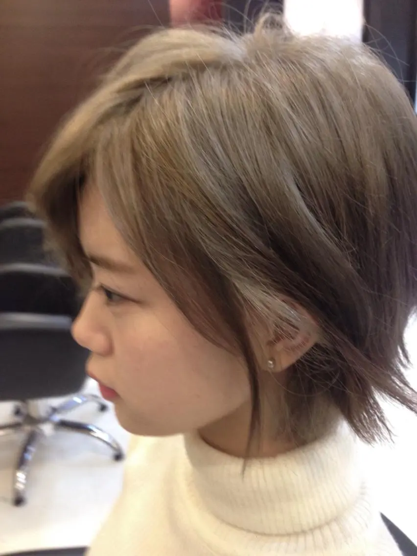 ショート カラー 浅川 実行のヘアスタイル