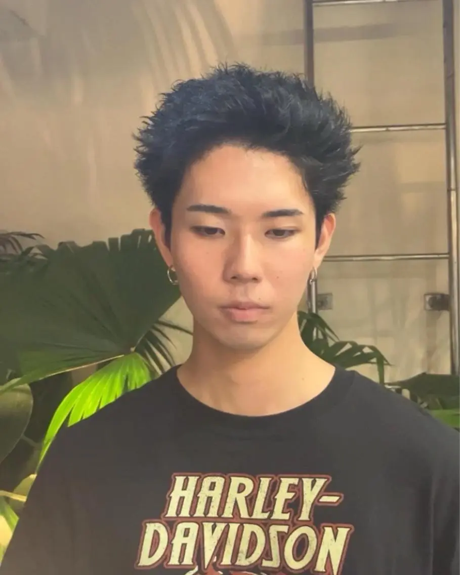 ショート メンズ 本田 央介のヘアスタイル