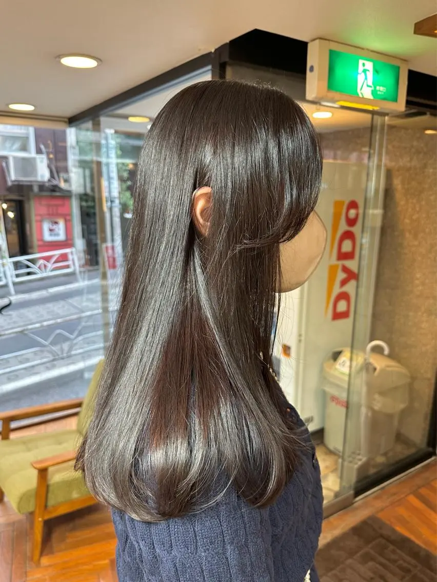 セミロング カラー ブリーチ グレージュ ラベンダーカラー ラベンダーグレージュ ラベンダーグレー 矢野 晃平のヘアスタイル