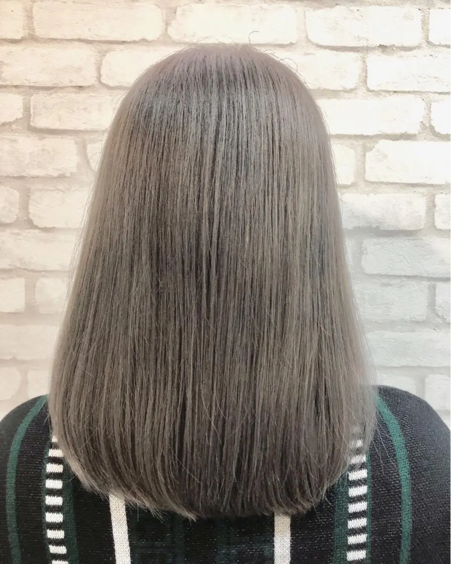 ミディアム 若山 敦のヘアスタイル