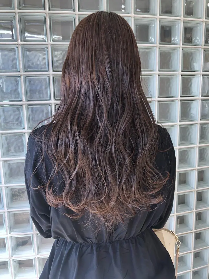 ロング MADRAS stylistのヘアスタイル