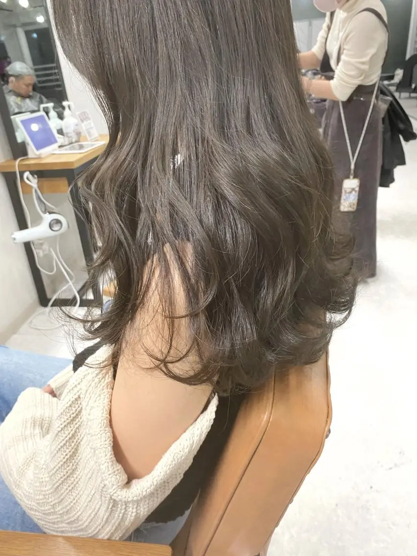 セミロング カラー ヘアアレンジ 🌷FUKA🌷 まろやかハイトーンのヘアスタイル
