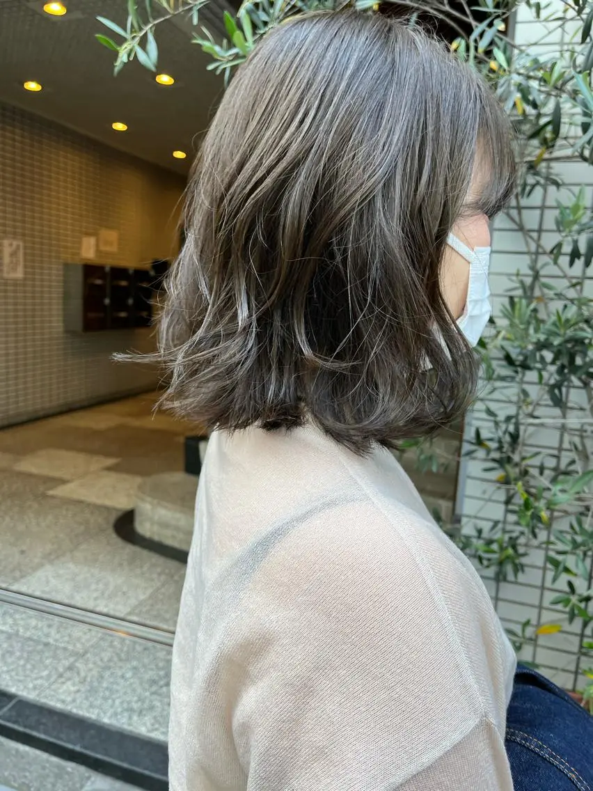 ミディアム カラー ヘアアレンジ カット ヘアカラー トリートメント ヘアセット 🌷ボブ/髪質改善 ストレートのヘアスタイル