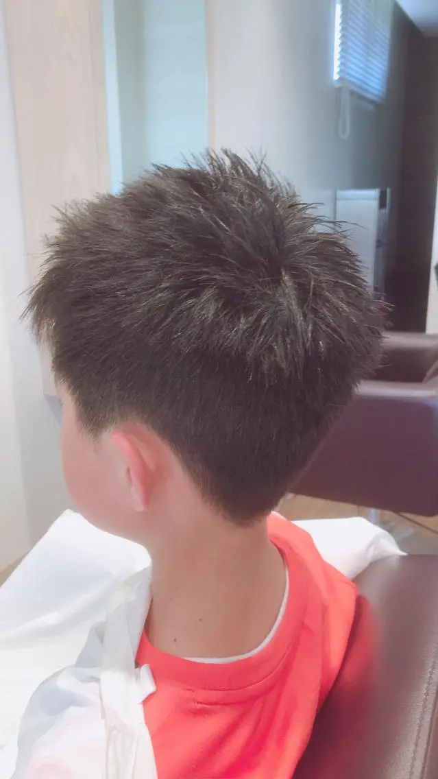 ショート メンズ キッズ モヒカン ソフトモヒカン カット トリートメント 石丸 智英のヘアスタイル