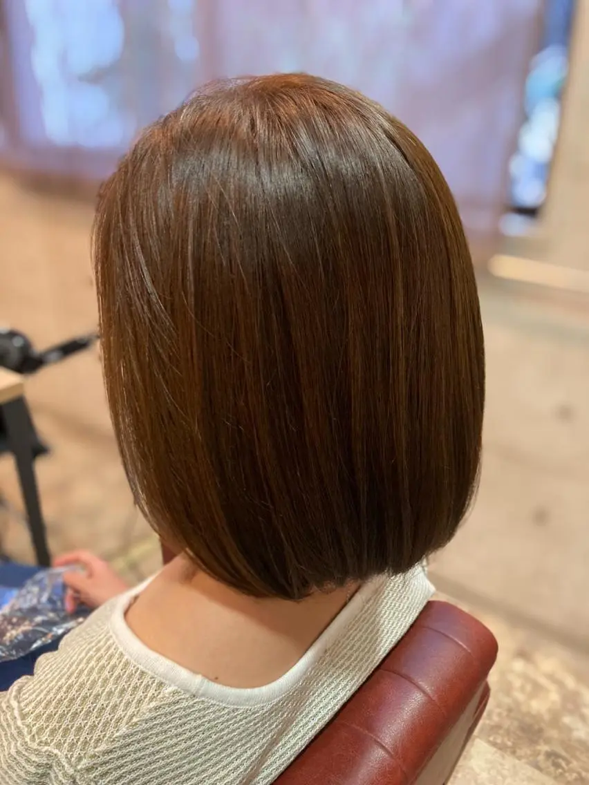 ミディアム カラー ERIKO Tのヘアスタイル