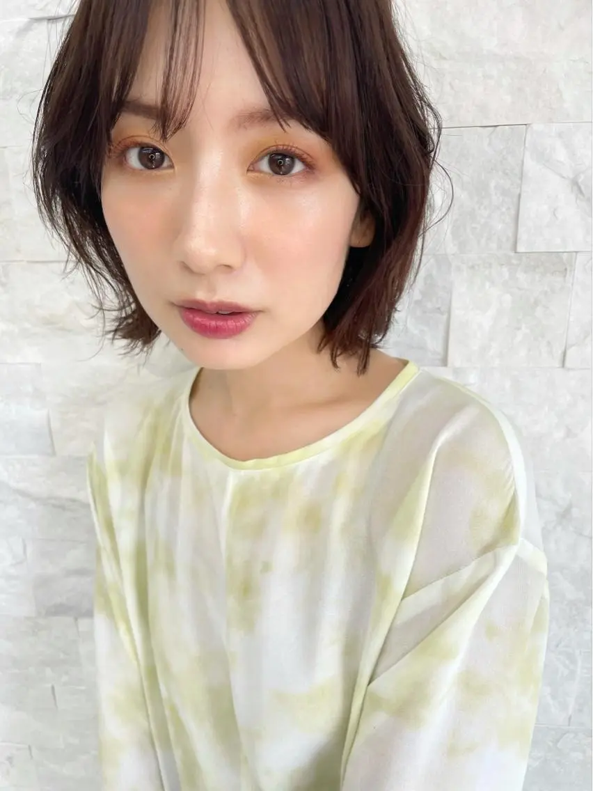 ミディアム 似合わせカット 小顔カット 結べるレイヤーボブ くびれLady表参道のヘアスタイル