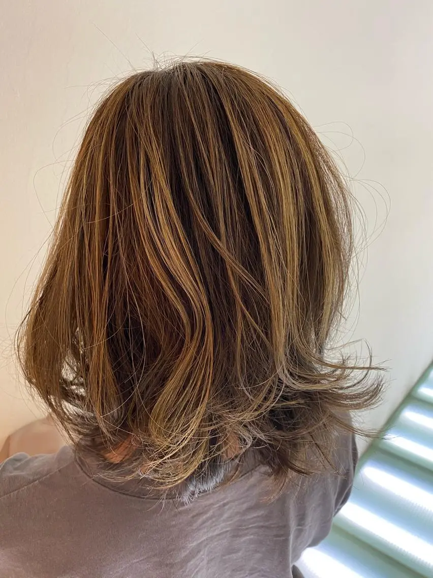 ミディアム ハイライト 柳澤 和也のヘアスタイル