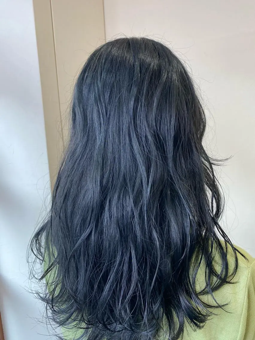 カラー 黒髪 ブルーカラー ブルーブラック ヘアカラー トリートメント 梅田中崎町髪質改善 /オキヒロト/エコルのヘアスタイル