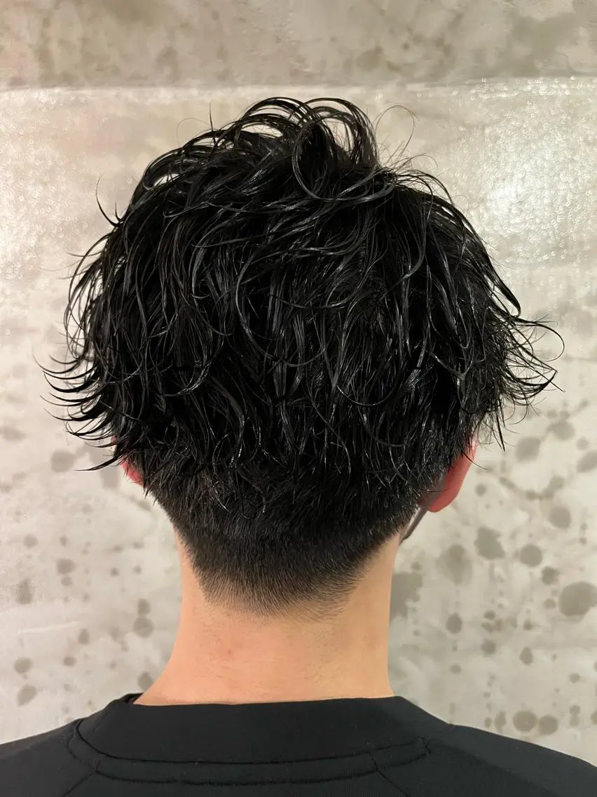 パーマ メンズ メンズパーマ 波巻きパーマ スパイラルパーマ パーマ 透明感カラー/ ブリーチ無し/RYOのヘアスタイル