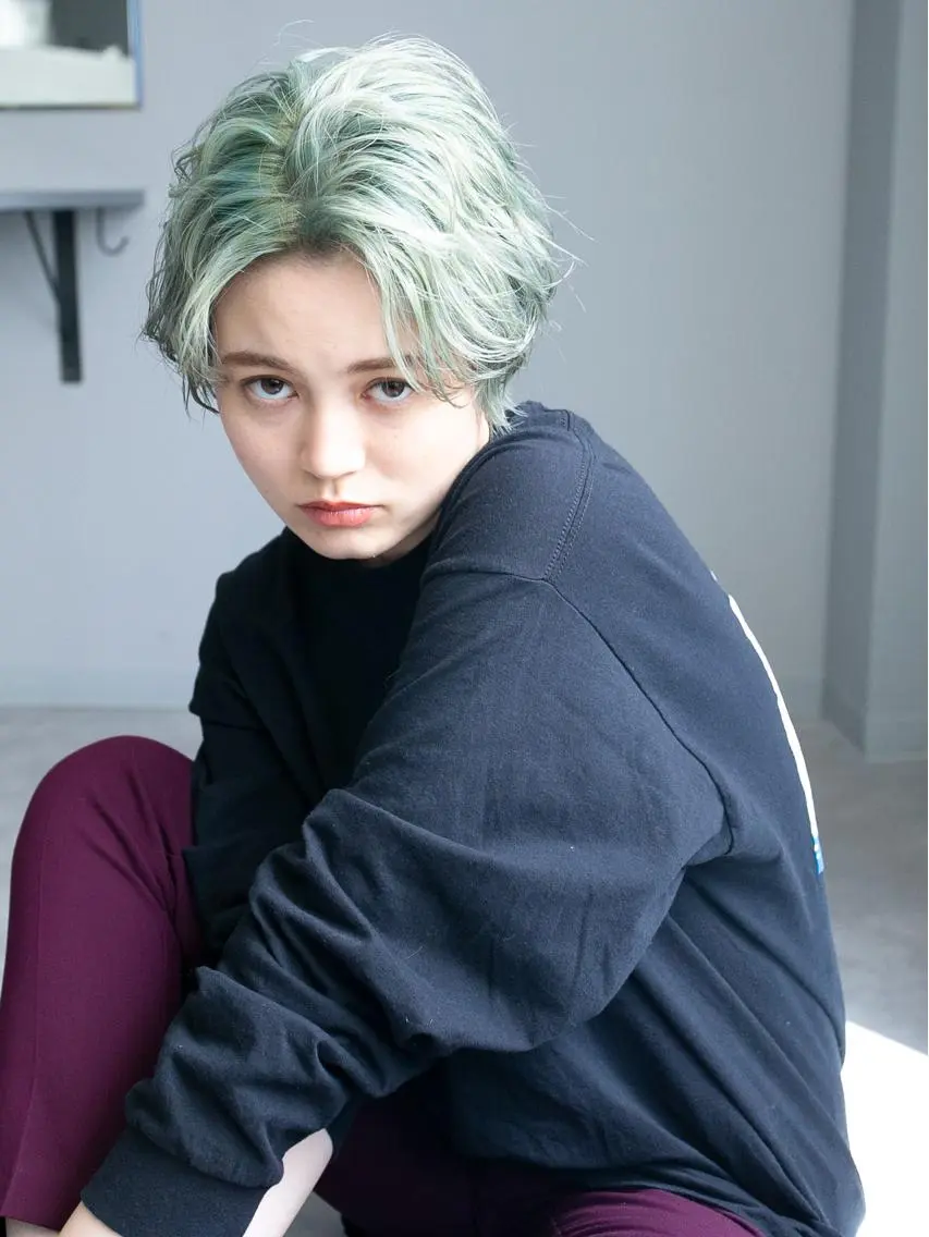 ショート ハイライト 髪質改善 韓国風ヘア 縮毛矯正 トリートメント 美髪矯正・レイヤー 倉友哉のヘアスタイル