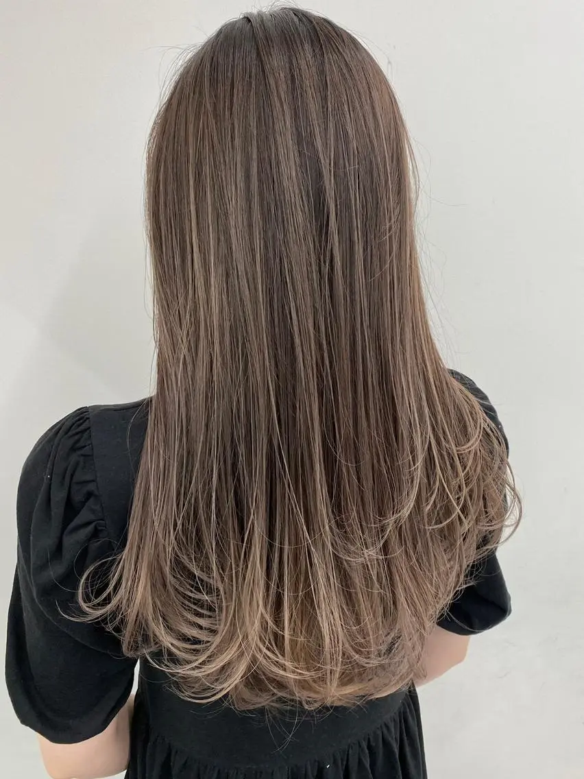 カラー グラデーションカラー カット 【公式】amble luxe池袋東口🩷のヘアスタイル