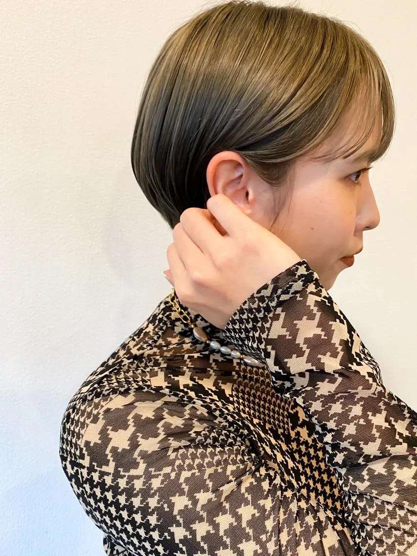 ショート カラー ベージュカラー ミント ミントグリーン ダメージレスサロン✨ kayo🌱のヘアスタイル