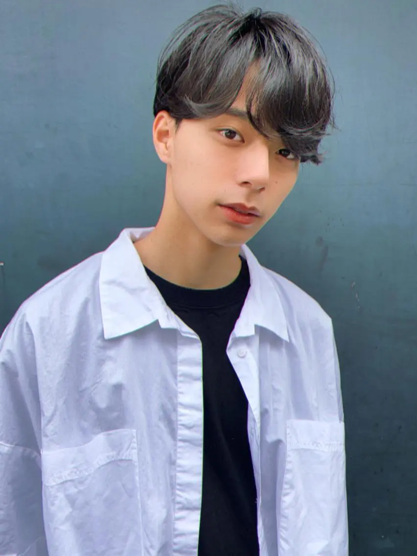 ミディアム 三矢 ちなつのヘアスタイル