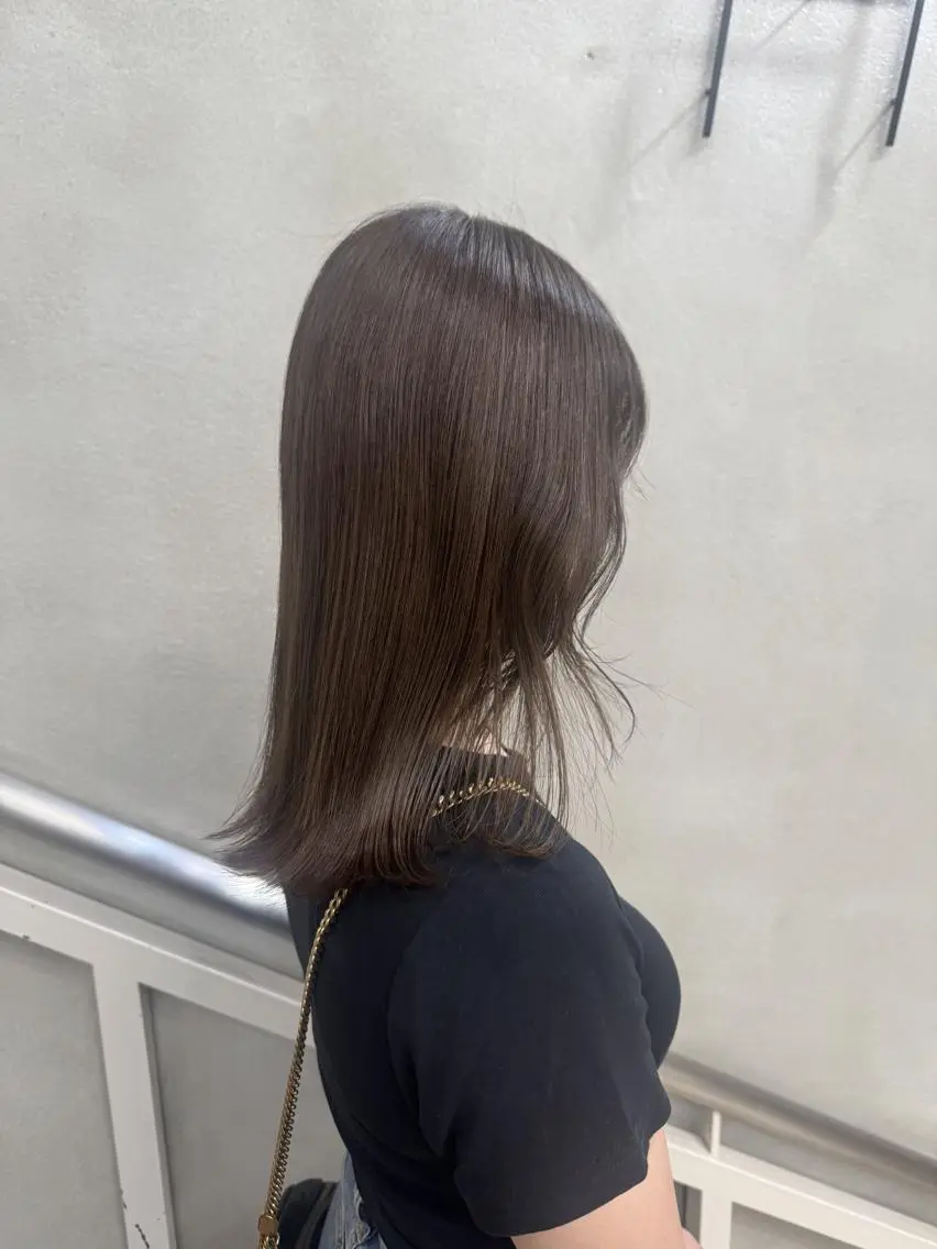 ミディアム カラー ダブルカラー グラデーションカラー ハイライトカラー イルミナカラー インナーカラー AIKA /大阪美容室のヘアスタイル