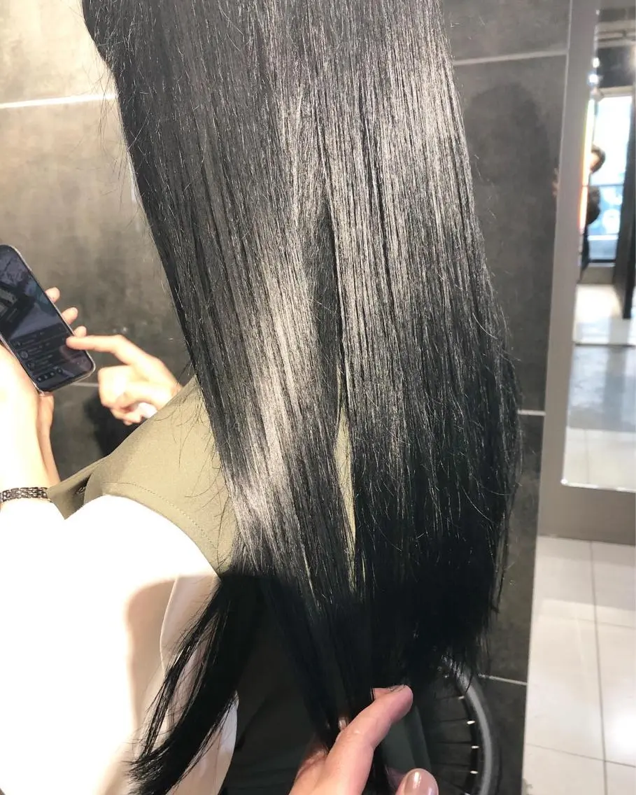 ロング カラー ヘアアレンジ 黒髪 ヘアカラー トリートメント メンズ特化✂️栗原 侑也のヘアスタイル