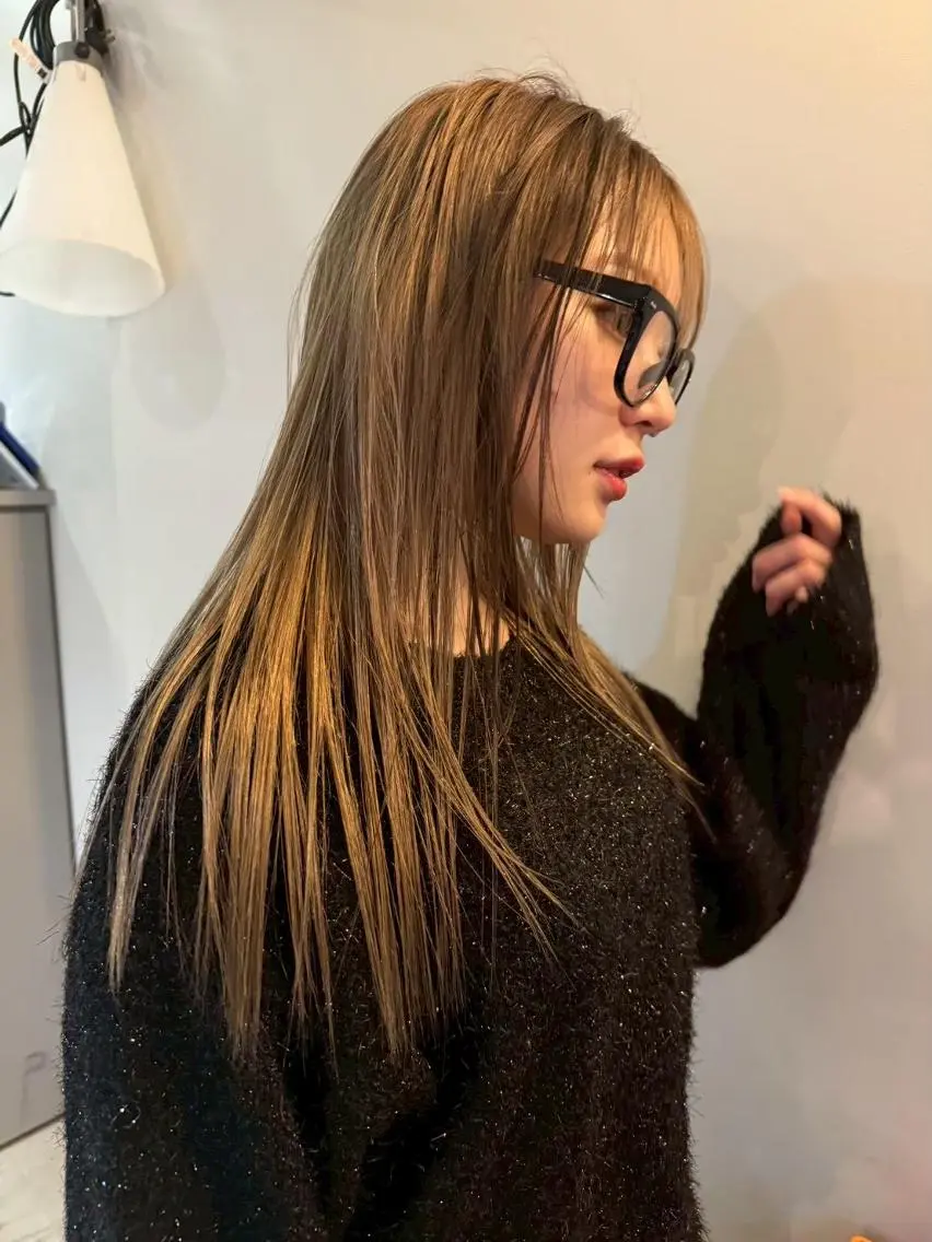 ミディアム カラー パーマ ショートボブ ミディアムパーマ アディクシーカラー ブリーチ ケアブリーチ カット ヘアカラー CEINE loqのヘアスタイル